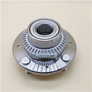MB584790 HUB280-1 DO 2004-2006 SOVERAN N84W